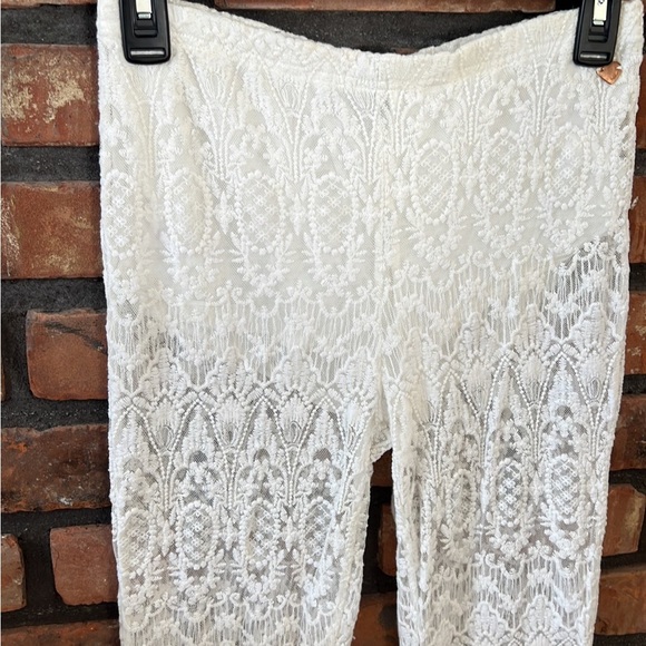 Kendall and Kylie lace flare Coachella pant. - Picture 2 of 3